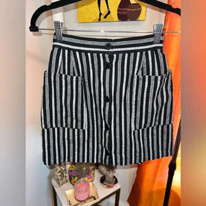 Oak & Fort Mini Skirt size XS